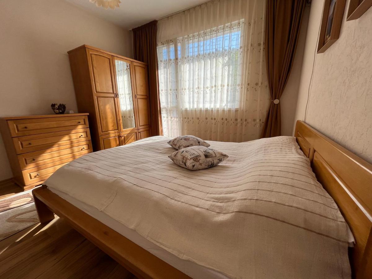 Apartment Acacia Varna Exterior foto